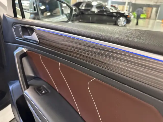 2023 Volkswagen Tiguan R-Line|4MOTION|NAV|FENDERAUDIO|7PASS|BROW in Cars & Trucks in City of Toronto - Image 19