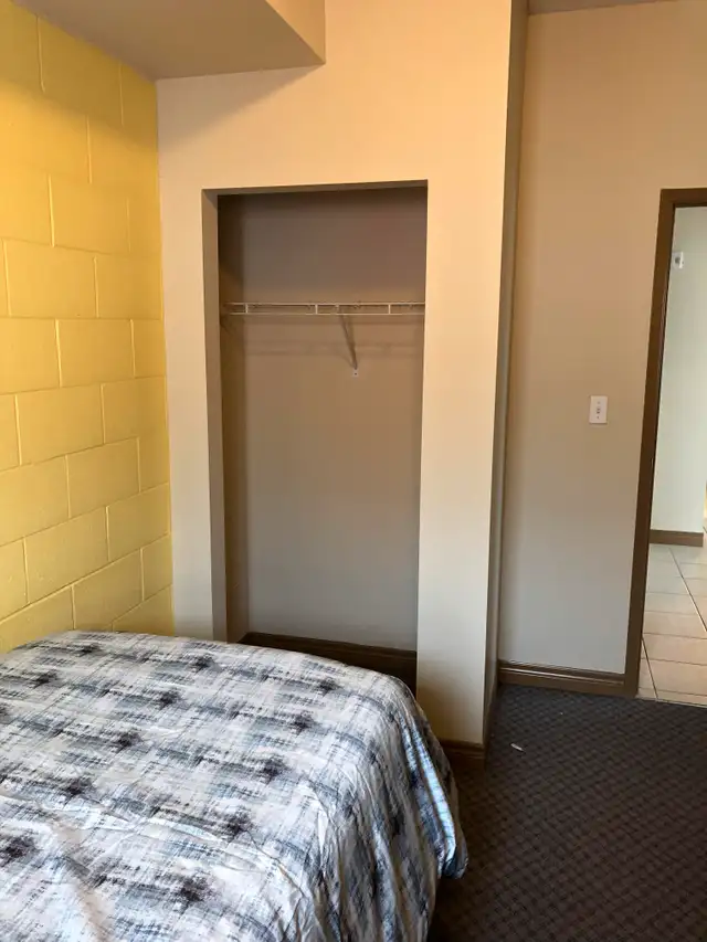 Student Rentals Located on Lester Street - Walk to School!!! in Room Rentals & Roommates in Kitchener / Waterloo - Image 12