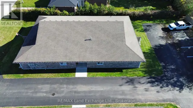 16 STANLEY STREET Kincardine, Ontario in Commercial & Office Space for Sale in Owen Sound - Image 5