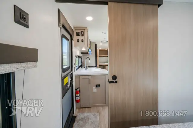 2027 Jayco Jay Flight 280BHSW Elite GL in Travel Trailers & Campers in Kelowna - Image 29