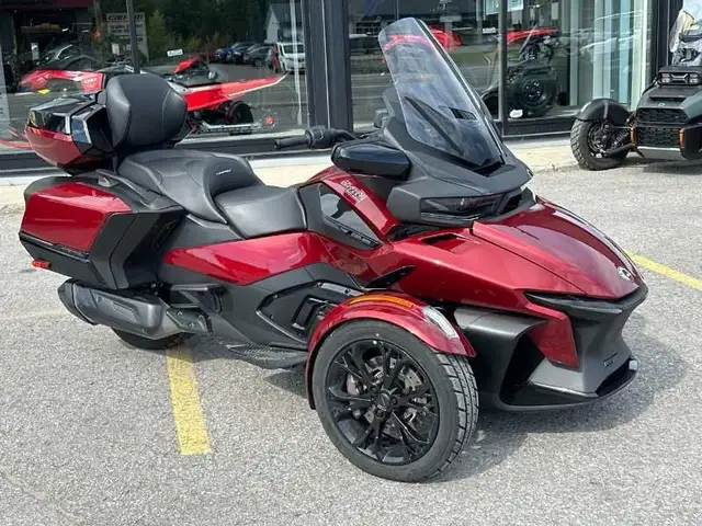 2025 CAN-AM Spyder RT Limited SE6 in Sport Touring in Lanaudière - Image 2