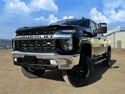 4WD Crew Cab LT4WD Standard Pickup Trucks4WD Light Duty Chassis Cab Trucks CARFAX AVAILABLE Accident...