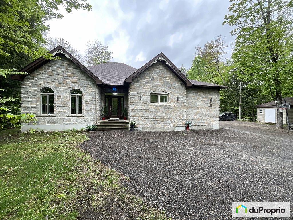 $990,999 - Bungalow for sale in St-Colomban — photo 2