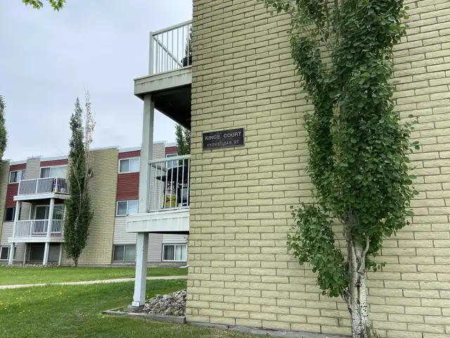 Inglewood Apartment For Rent | King's Court Apartments in Long Term Rentals in Edmonton - Image 14
