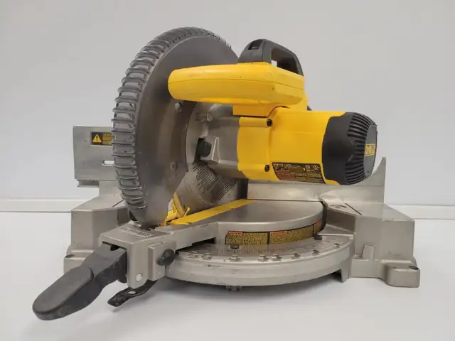 (67436-1) Dewalt DW713 Miter Saw in Power Tools in Calgary - Image 2