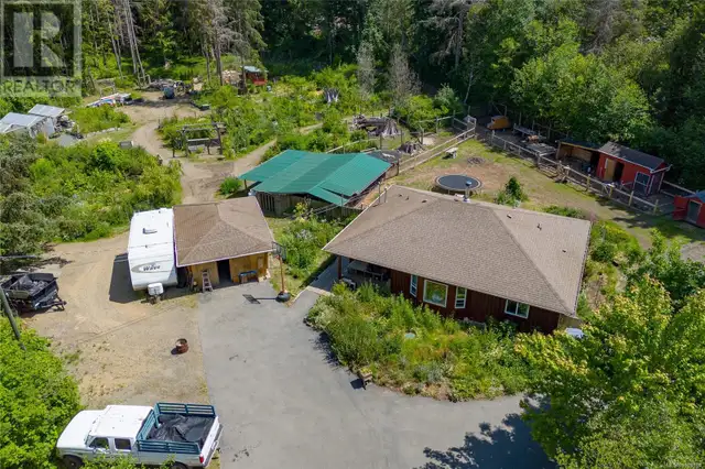1720 Settler Rd Qualicum Beach, British Columbia in Condos for Sale in Parksville / Qualicum Beach - Image 19