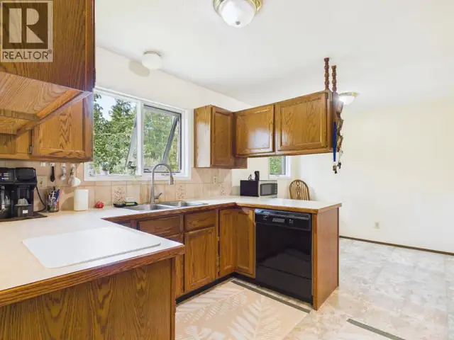 2360 BAILEY ROAD Williams Lake, British Columbia in Houses for Sale in Williams Lake - Image 14