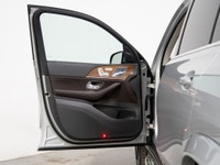 This beautiful 2020 Mercedes-Benz GLS 580 AMG is a Canadian vehicle. The 2020 Mercedes-Benz GLS 580... (image 8)