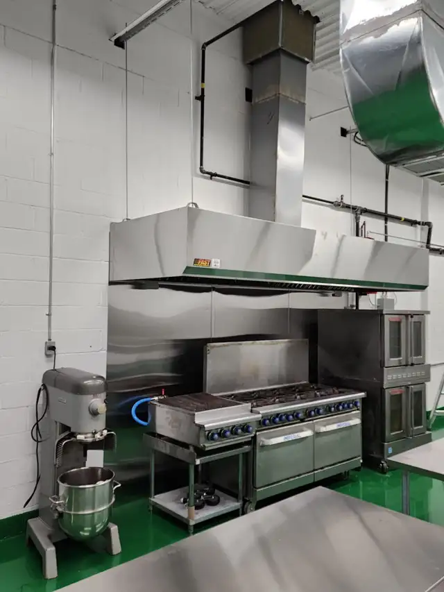 Commercial Kitchen Hoods in Industrial Kitchen Supplies in Markham / York Region - Image 5
