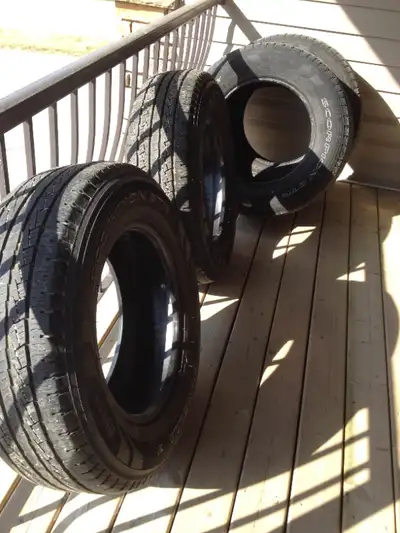 Used under 30,000 km ,18 inch 255-70-18inch tires no wheel included 4 tires sale for $250 Address pi...