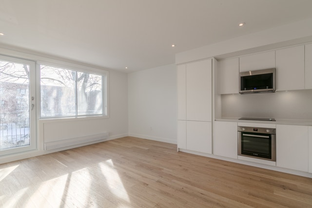 3010 Avenue Van Horne — photo 2