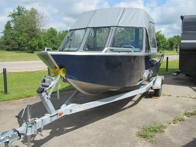 2026 RH ALUMINUM BOATS 180SH-ALL WELDED BEAUTY,WELL OPTIONED! I in Powerboats & Motorboats in Ottawa - Image 3