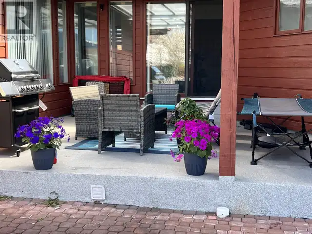 8 MELDRUM STREET Kitimat, British Columbia in Houses for Sale in Kitimat - Image 4