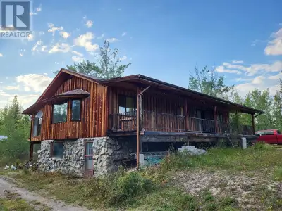 Very well-built home on 37 treed acres 20 min drive on paved road from Vanderhoof with suite-potenti...