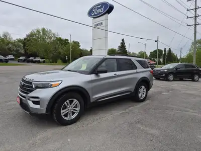 Built for busy family life and ready for all-season travel, this 2021 Ford Explorer XLT delivers the...