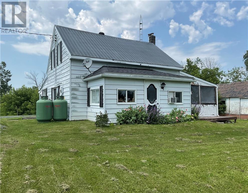 4872 NINE MILE ROAD Martintown, Ontario Houses for Sale Cornwall