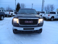 Welcome to Central Truck Sales. 2011 SLE 2500 ¾ TON 4X4 / QUAD CAB SHORT BOX ,6.0L ( gas) engine aut... (image 3)