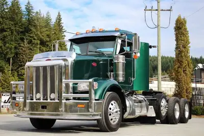 2022 Peterbilt 367 Extended Tandem Day Cab with Steerable Lift Axle X15 525 HP Stock #:5289 Exterior...