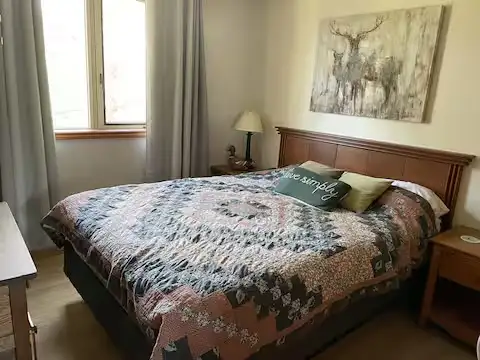 Lovely three bedroom cottage for rent near Algonquin Park in Ontario in Canada - Image 9