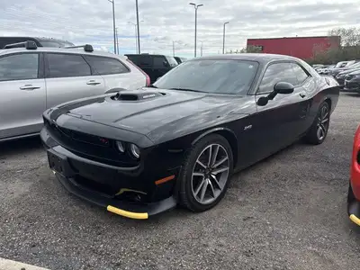 Clean Carfax**1 Owner Trade**Dodge Challenger**R/T Shaker**Leather Seats**Heated Seats**Ventilated S...