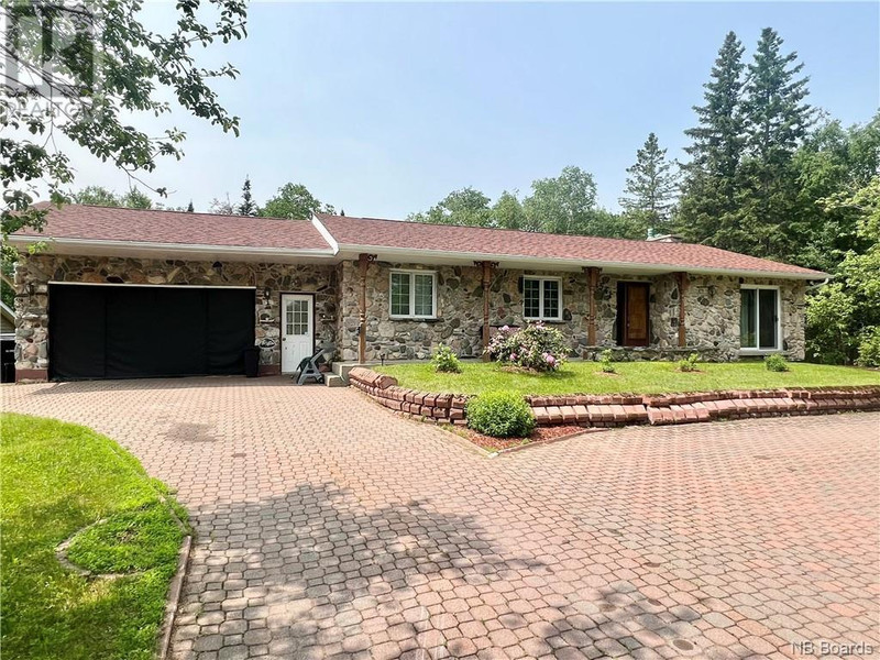 1541 Riverbank Drive Bathurst, New Brunswick Houses for Sale
