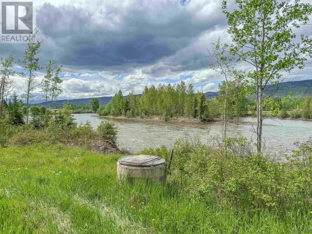 585 16 HIGHWAY Smithers, British Columbia in Houses for Sale in Smithers - Image 40