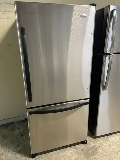 Réfrigérateur stainless 30'' congélateur en bas Whirlpool, View more