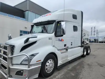FedEx Freight New Truck Arrived Team Driver needed. ( AZ Class 1 ) A Trains ( 2 short trailers ) VER...
