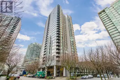 This stunning studio offers breathtaking city skyline views, plenty of natural light, and a modern o...