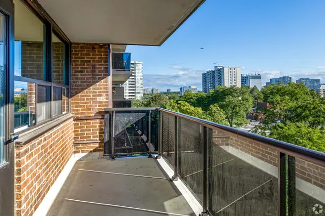 Fifeshire Towers - 1 Bed in Westminster-Branson in Long Term Rentals in City of Toronto - Image 4