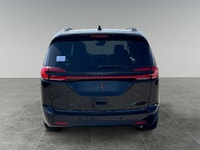 2024 Pacifica Hybrid Select - Electric Efficiency Meets Family Luxury Finished in Diamond Black Crys... (image 4)