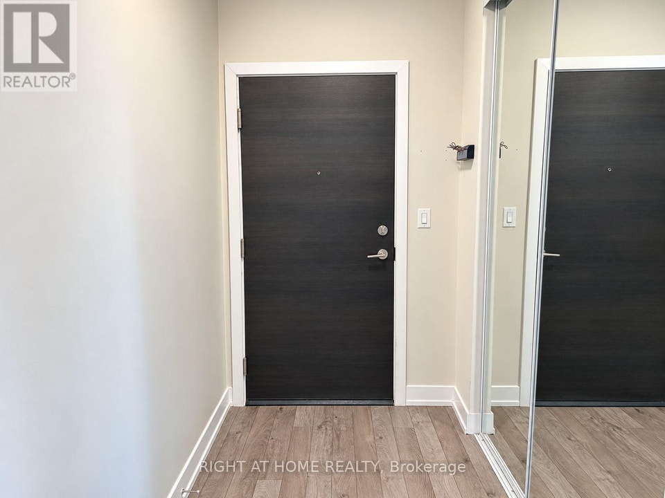 519 - 150 OAK PARK BOULEVARD Oakville (RO River Oaks), Ontario 2