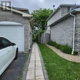 942 SNOWBIRD STREET Oshawa (Northglen), Ontario
