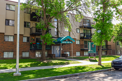 Twilight Manor is professionally managed by Mainstreet Equity Only $499 Security Deposit! Move-In Sp...