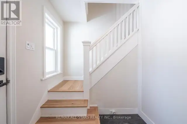 22 SHERWOOD STREET Kawartha Lakes (Bobcaygeon), Ontario62864372250882123