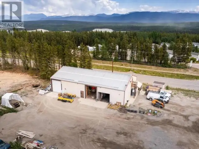 986 RANGE ROAD Whitehorse, Yukon in Commercial & Office Space for Sale in Whitehorse - Image 3