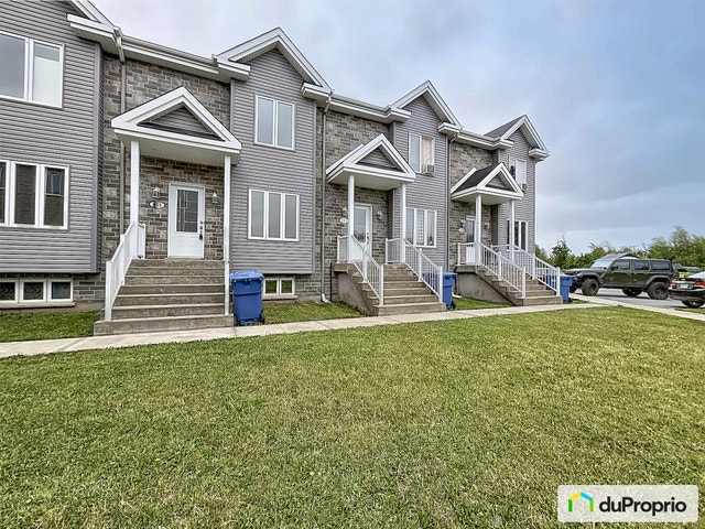 $365,000 - starting at - Townhouse for sale in Napierville — photo 1