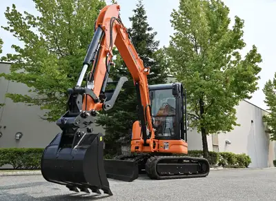 * Kubota 24.4HP Engine; full cabin with heating and A/C * Swing boom; high/low travel speed * Hydrau...