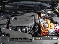 ... Engine: Smartstream Hybrid 2.0L GDI DOHC L/100Km City: 5.3 L/100Km Hwy: 4.6 Safety Equipment Ele... (image 5)
