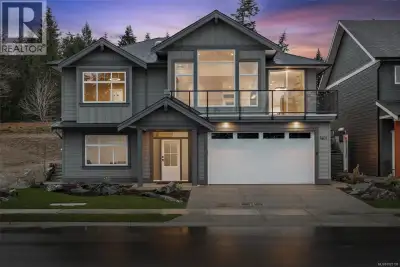 With 3,070 sq ft of thoughtfully designed living space, this 5-bed 4-bath, Integra-built home offers...