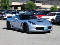 2017 Chevrolet Corvette Grand Sport 3LT Track-ready performance meets pure driver engagement in this... (image 2)
