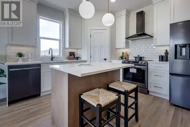 97 Gray Close Sylvan Lake, Alberta62863770563329123