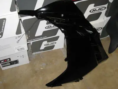 sonic cycle has a 2013 - 2017 kawasaki 300 ninja left side fairing oem in very nice shape . gloss bl...