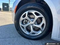 The advertised vehicle price is based on a promotional finance offer. Customers who purchase the veh... (image 8)
