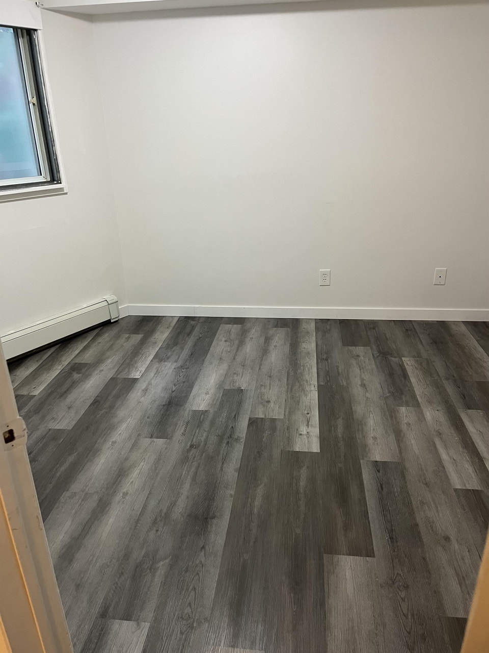 485 First Ave W - 2 Bedroom 1 Bathroom Apartment for Rent 2