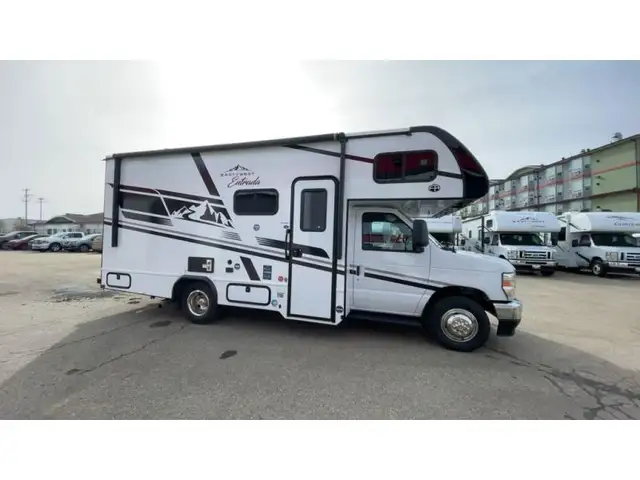 2026 EAST TO WEST Entrada 2200S in RVs & Motorhomes in Edmonton - Image 4
