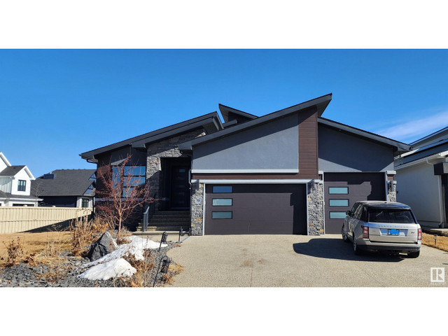 19 EASTON CL St. Albert, Alberta in Houses for Sale in St. Albert