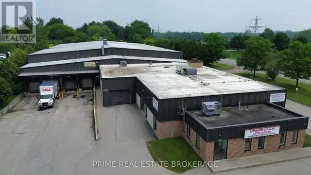 FRONT - 312 SOVEREIGN ROAD London East (East J), Ontario in Commercial & Office Space for Rent in London - Image 2