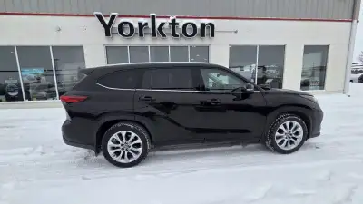 2021 TOYOTA Highlander Engine: V6 Cylinder Engine 3.5L L/100Km City: 11.8 L/100Km Hwy: 8.6 Safety Eq...