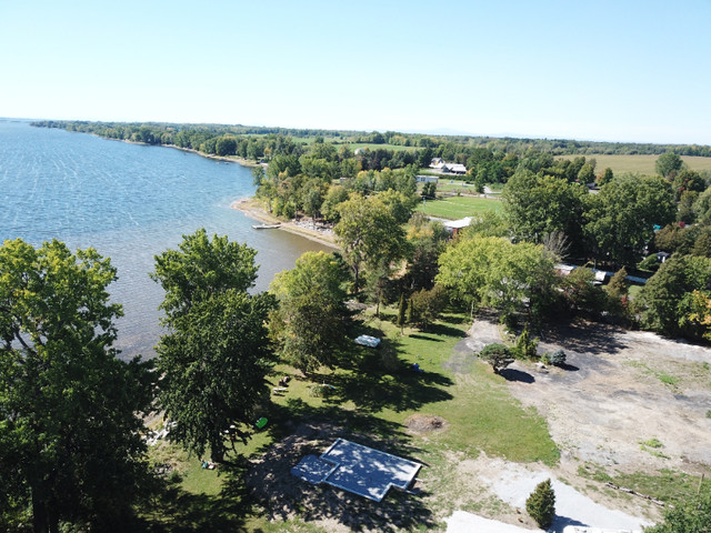 Terrain bord de l'eau, Lac Champlain avec services. AUBAINE dans Terrains à vendre  à Longueuil/Rive Sud - Image 2